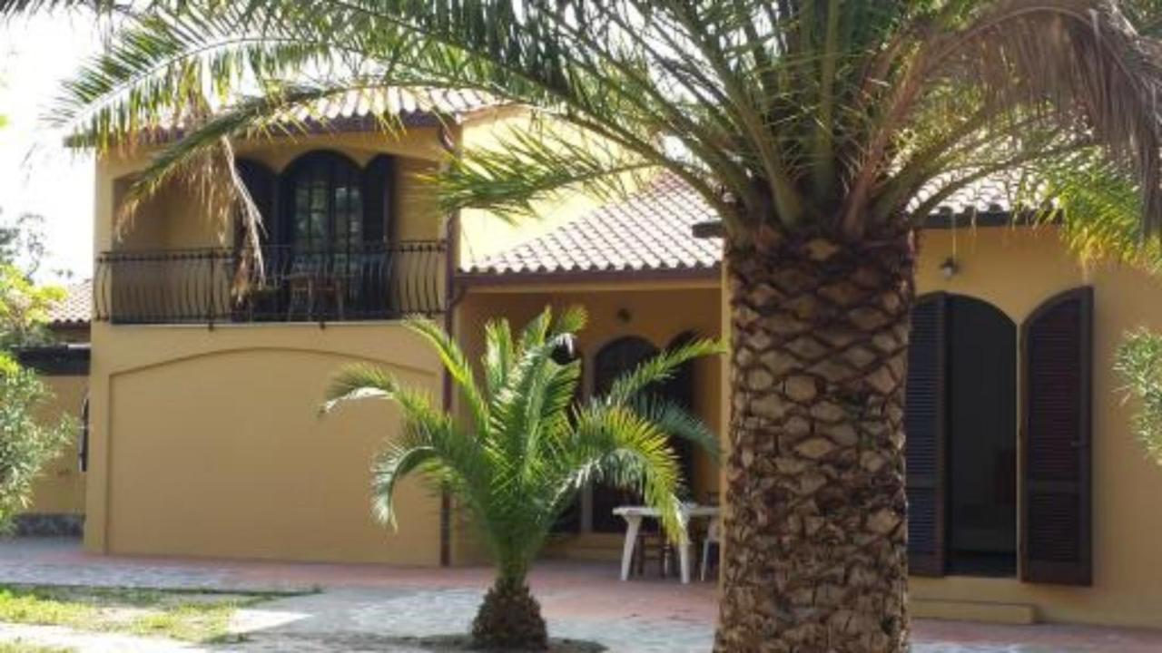 Villa Artistica Trilo 3 カポリーヴェリ エクステリア 写真
